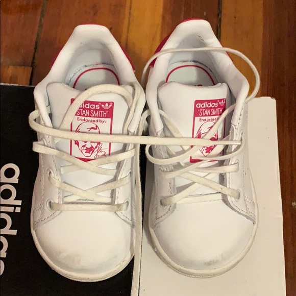 Sneakers - Picture 1 of 3